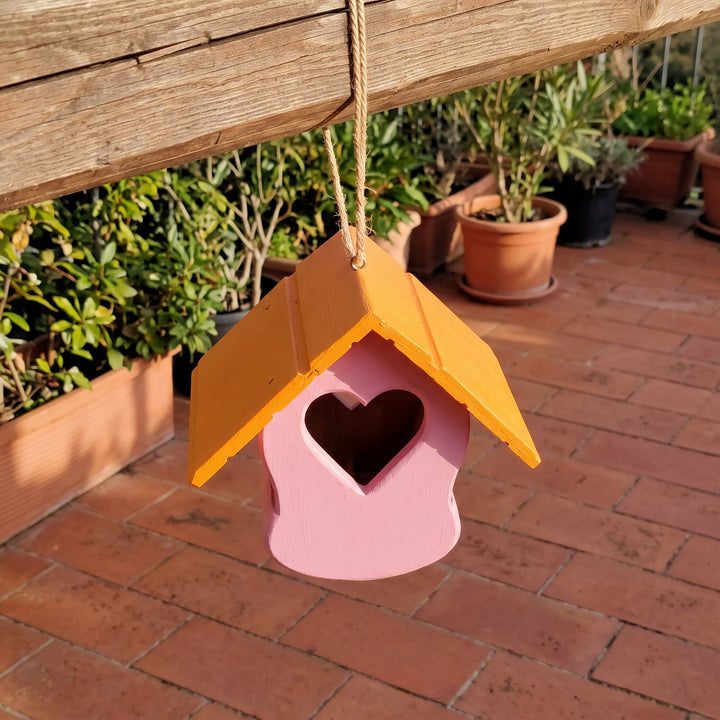 Mangiatoia a cuore in legno TreeHood